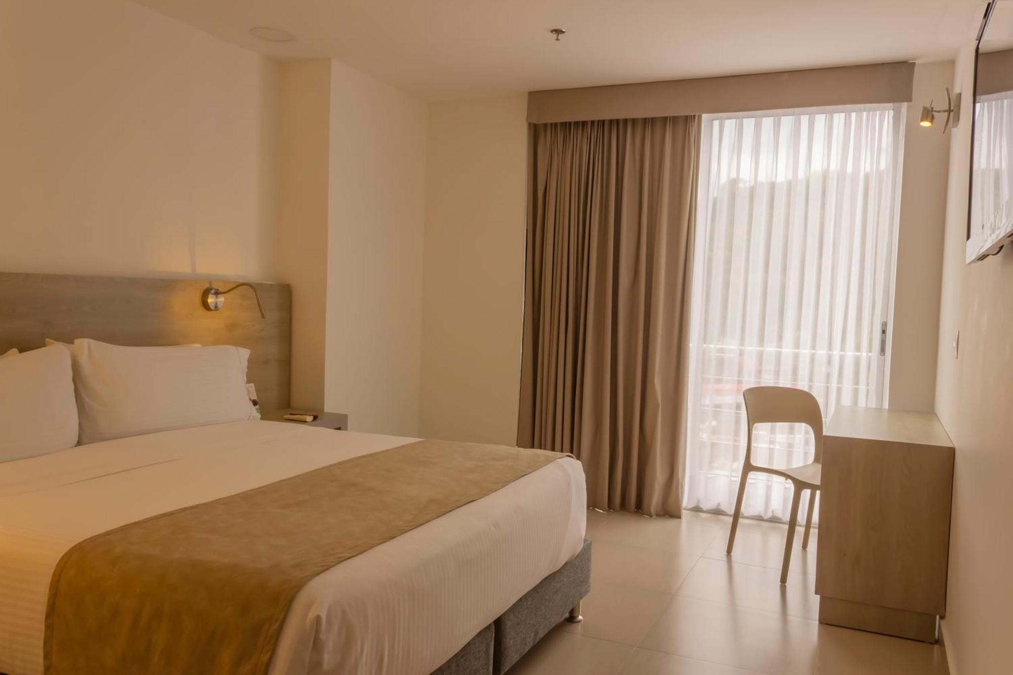 Vvc Hotel'S Вильявисенсио Экстерьер фото